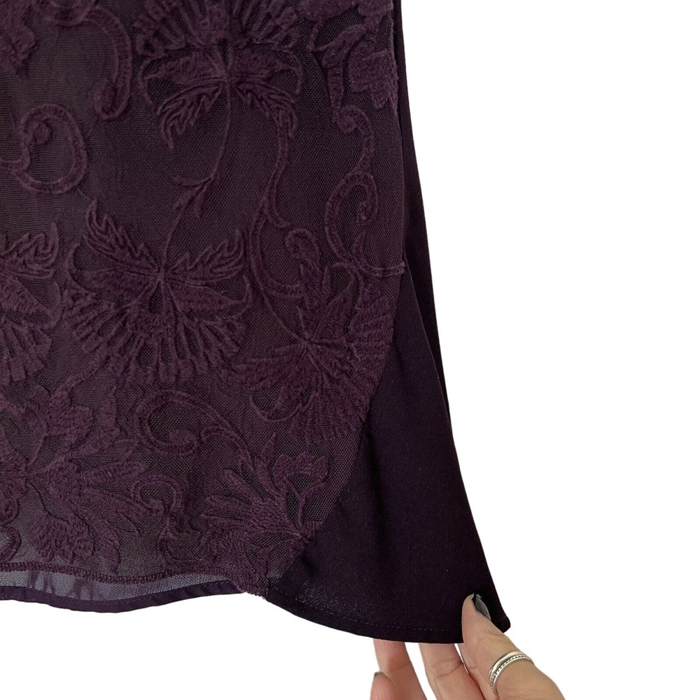 Laundry by Shelli Segal Purple Lace Overlay Sleeveless Keyhole Back Top - Size 2 - Picture 3 of 7